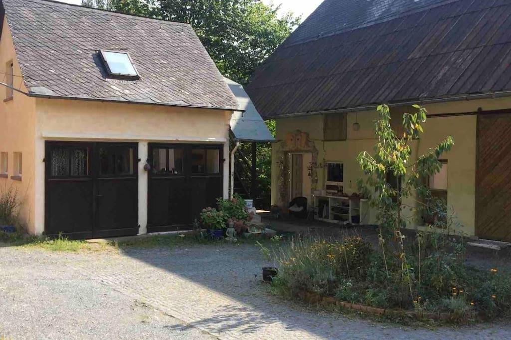 Appartement Kleine Kunstremise Mit Holzofen Burg Freienfels à Weinbach Extérieur photo