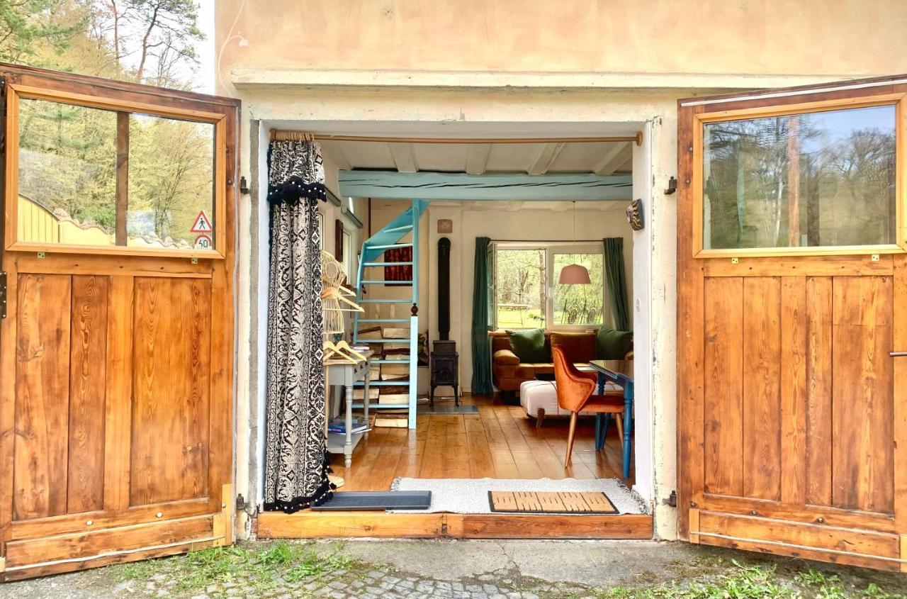 Appartement Kleine Kunstremise Mit Holzofen Burg Freienfels à Weinbach Extérieur photo